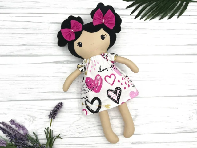 Happy Valentine's Day 🩷🩷🥰 #CustomDoll 

#handmadelove #myfirstdoll #handmadeisbetter #keepsakegifts #girlmomma #smallbusiness #momprenuer #shopsmall #letthembelittle